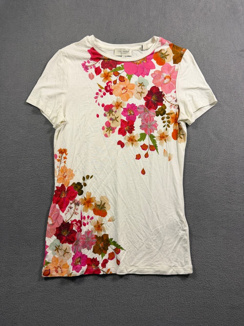 Ted Baker Bellary Floral Placed Print Tee White Pink Crew Neck Shirt Size 1 US 4